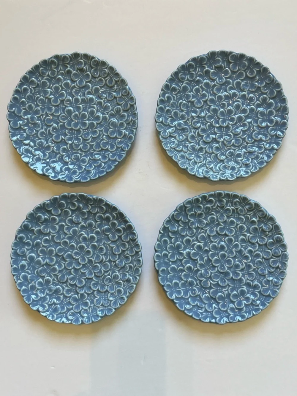 TWO’S COMPANY BLUE HYDRANGEA TIDBIT PLATE | SET OF 4 | NEW WITH TAGS